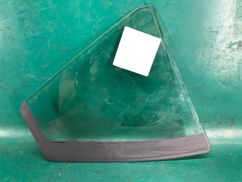 Стекло двери глухое заднее левое ELANTRA AD 16- 2017