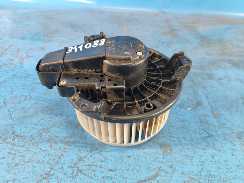 Моторчик печки TOYOTA CAMRY 40 06-11 8710333090 Б/У