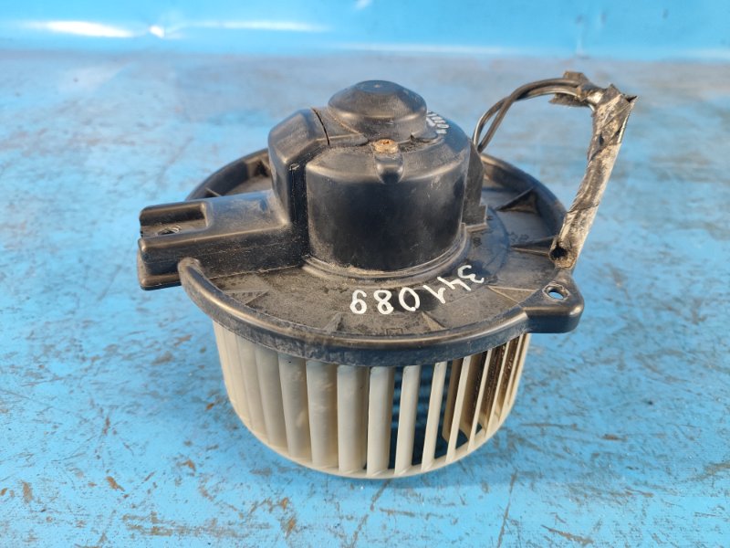 Моторчик печки TOYOTA COROLLA 120 00-07 8710302050 Б/У