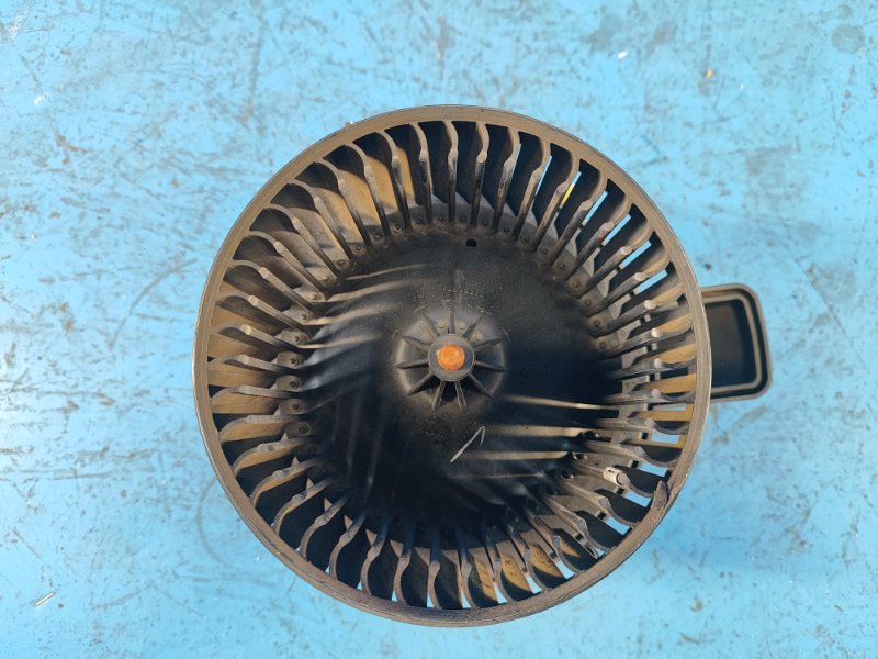 Моторчик печки GRAND CARAVAN 08- 2013 3.6 ERB Моторчик печки GRAND CARAVAN 08- 2013 3.6 ERB