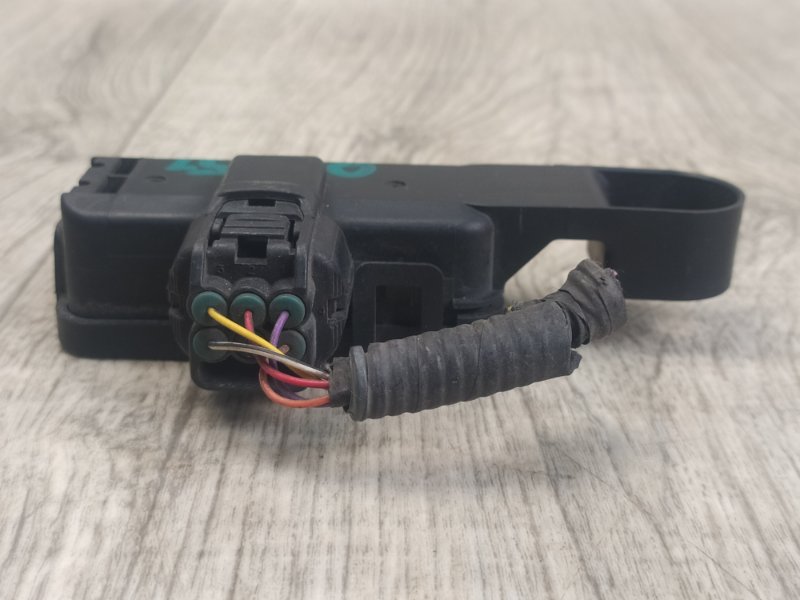 Датчик качества воздуха LS460 06-12