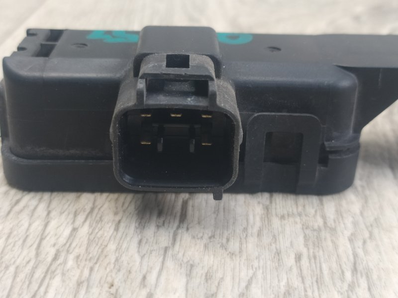 Датчик качества воздуха LS460 06-12