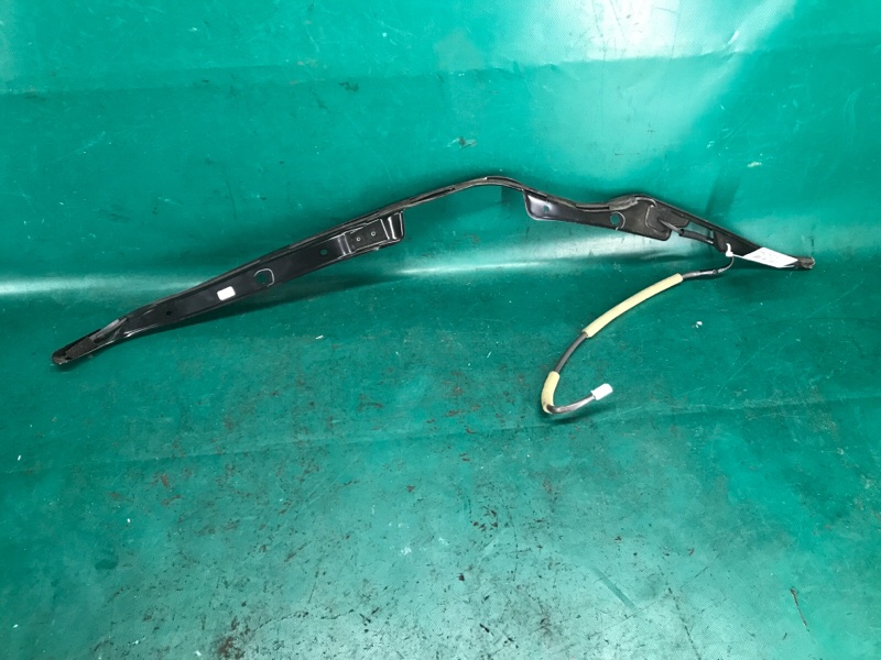 Датчик открытия багажника правый NX 14-21 2021 8ARFTS 2.0TURBO