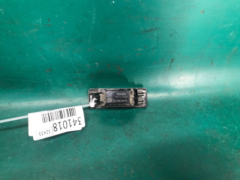 Подсветка номера NISSAN JUKE 10-19 1.6 MR16DDT