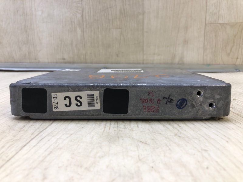 Блок управления двигателем SOLARA 03-09 2003 2.4 2AZFE