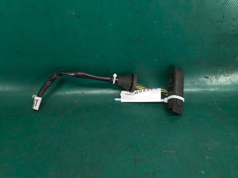 Кнопка открывания багажника наружная INFINITI QX50 18- 2020 2.0 KR20DDET 25380-5NA0A Б/У