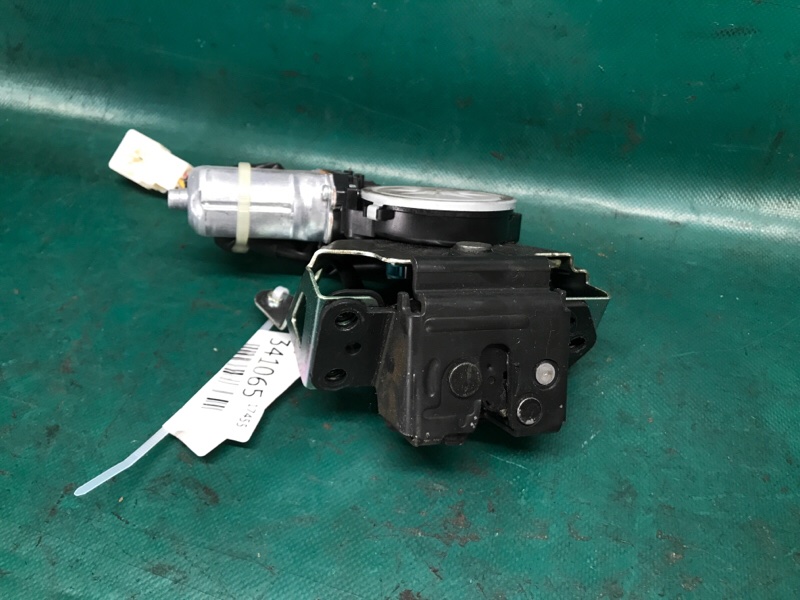 Замок крышки багажника VENZA 09-16 2009 3.5 2GR-FE