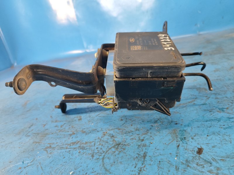 Блок ABS MUSTANG 15- Блок ABS MUSTANG 15-