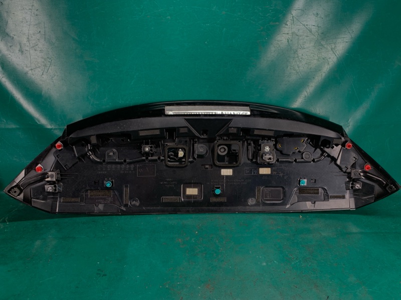 Спойлер крышки багажника LEXUS NX 14-21 8ARFTS 2.0TURBO