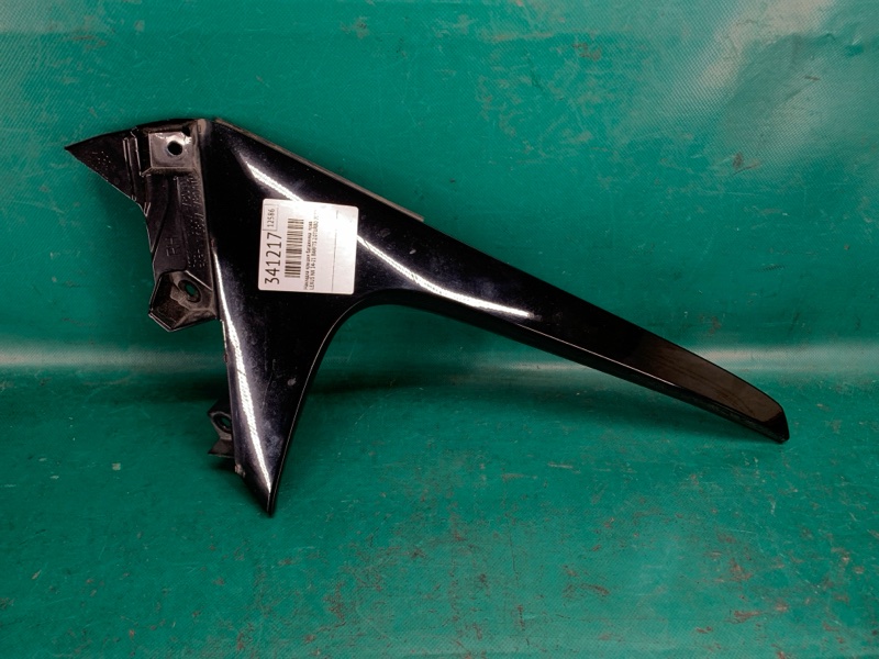 Накладка крышки багажника правая LEXUS NX 14-21 2020 8ARFTS 2.0TURBO 76087-78010 Б/У