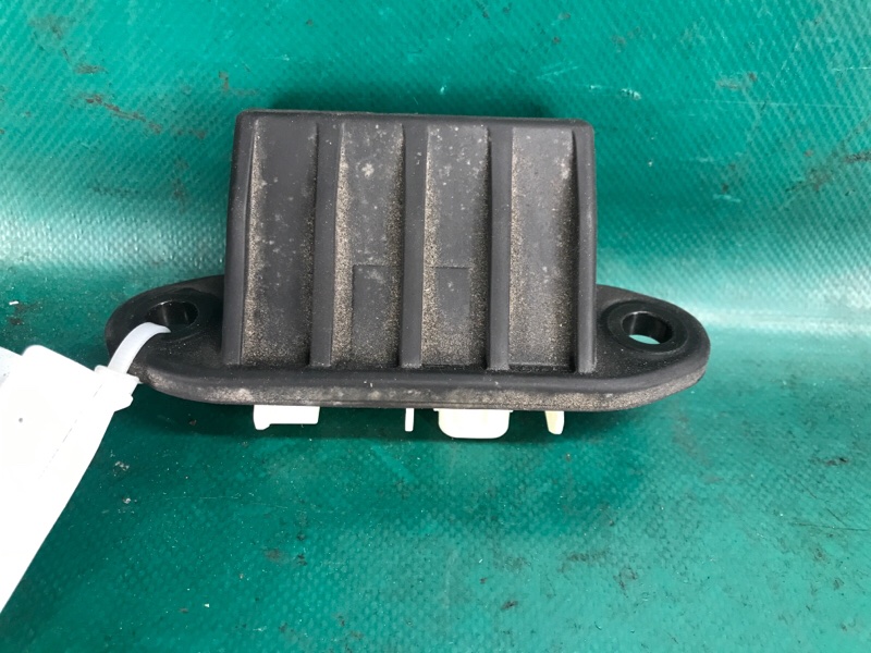 Кнопка открывания багажника наружная NX 14-21 2020 8ARFTS 2.0TURBO