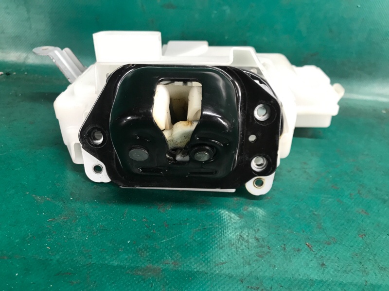 Замок крышки багажника INFINITI QX60/JX35 12-20 3.5 VQ35DE