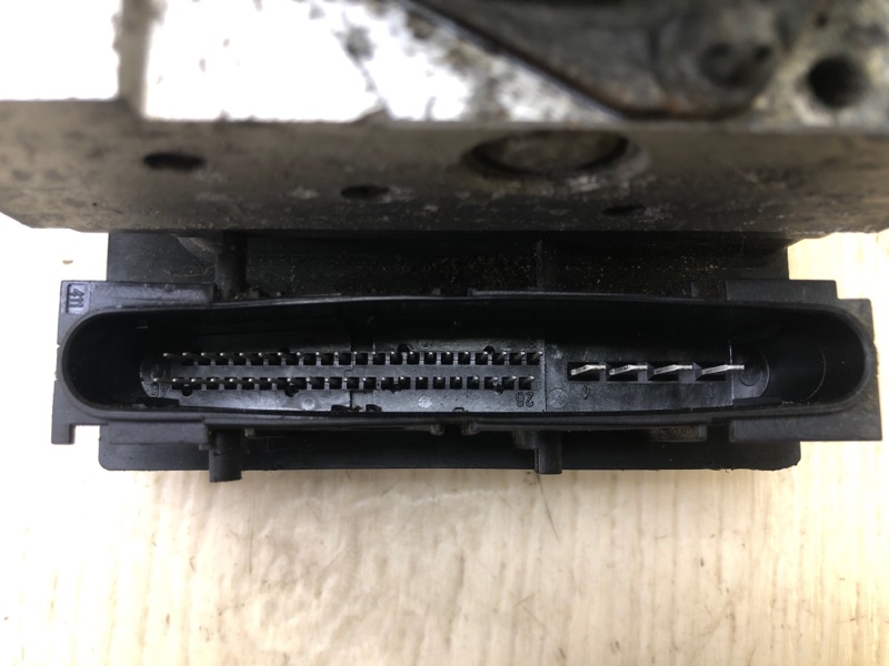 Блок ABS MDX (YD2) 06-13 Блок ABS MDX (YD2) 06-13