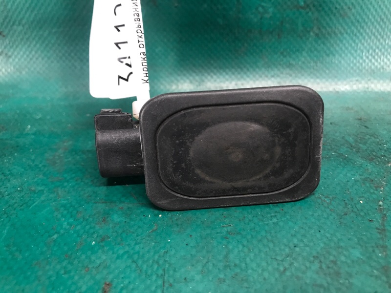 Запчасть кнопка открывания багажника наружная LINCOLN MKX 16-18 2016 3.7 C37PDED BB5Z-14018-B Б/У Кнопка открывания багажника наружная LINCOLN MKX 16-18 2016 3.7 C37PDED BB5Z-14018-B Б/У