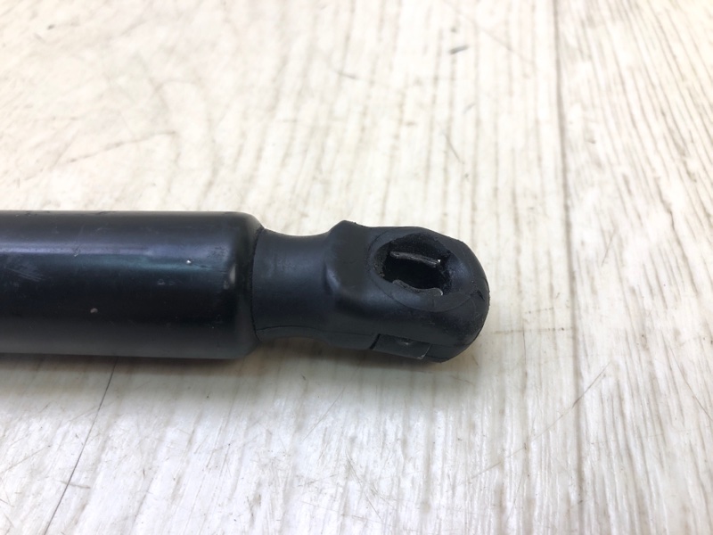 Амортизатор крышки багажника RDX 12-19 2013 3.5 J35Z2