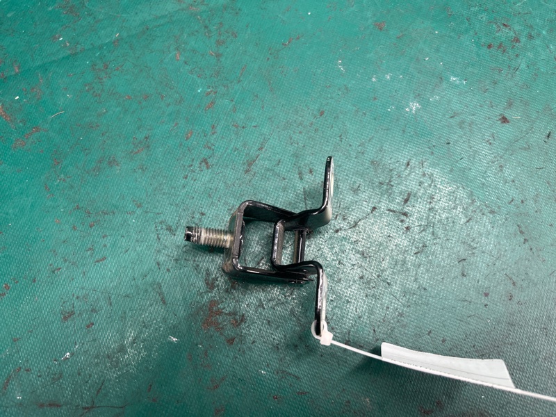 Петля крышки багажника CHEVROLET TRAX 16-22 LUV 1.4 TURBO