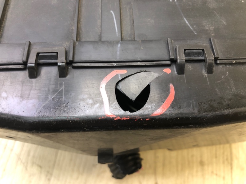 Блок предохранителей моторный отсек MDX (YD2) 06-13 Блок предохранителей моторный отсек MDX (YD2) 06-13