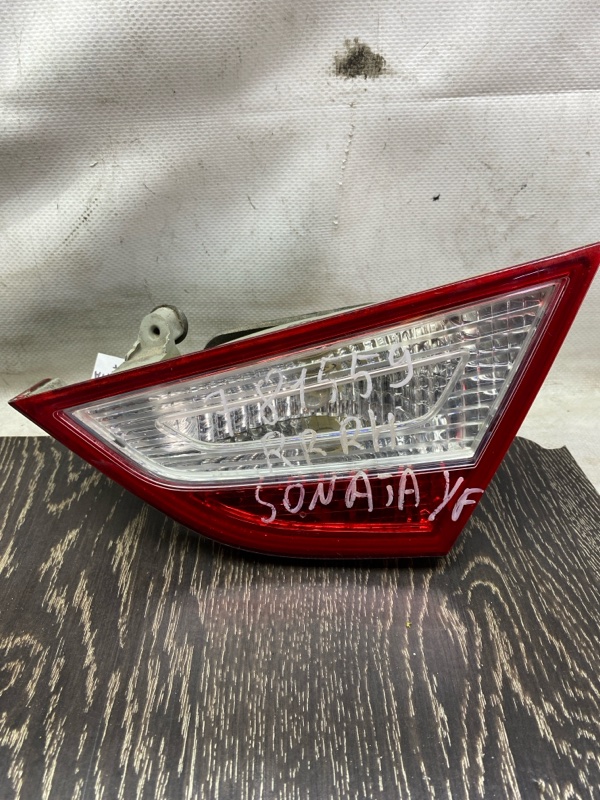 Фонарь внутренний задний правый HYUNDAI SONATA YF 10-14 92404-3Q000 Б/У