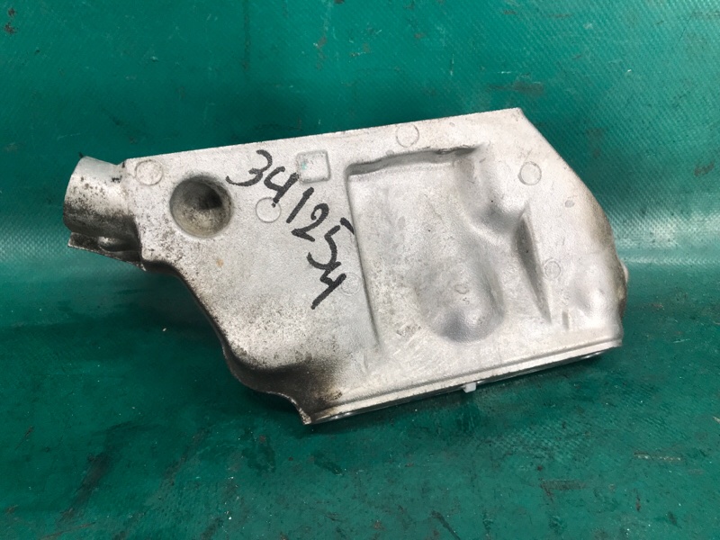 Кронштейн двигателя правый CAMRY 40 06-11 2008 2.4 2AZFE Кронштейн двигателя правый CAMRY 40 06-11 2008 2.4 2AZFE