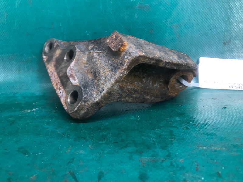 Кронштейн двигателя передний CAMRY 40 06-11 2008 2.4 2AZFE Кронштейн двигателя передний CAMRY 40 06-11 2008 2.4 2AZFE