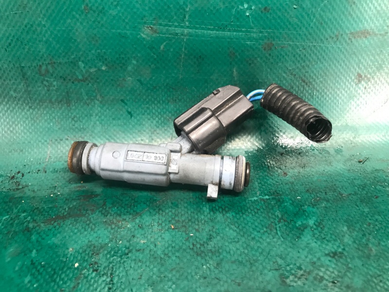 Запчасть форсунка топливная HYUNDAI SONATA YF 10-14 2011 2.4 G4KK 35310-2G300 Б/У Форсунка топливная HYUNDAI SONATA YF 10-14 2011 2.4 G4KK 35310-2G300 Б/У