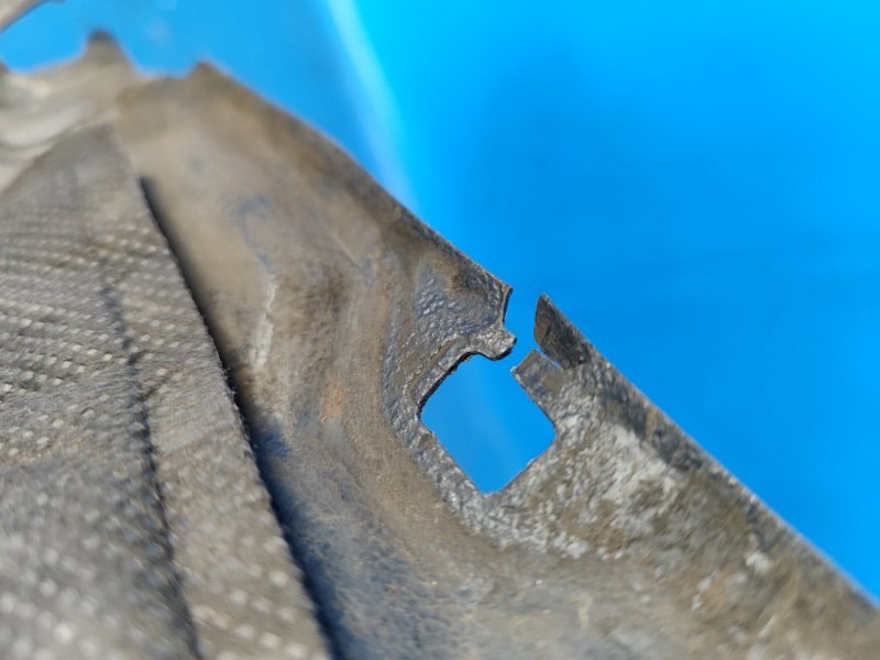 Подкрылок передний левый CAMRY 40 06-11 2007 2.4 2AZFXE