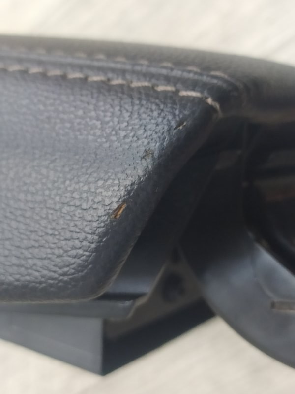 Подлокотник ESCAPE 12-19 2018 TM2 1.5 M9MA