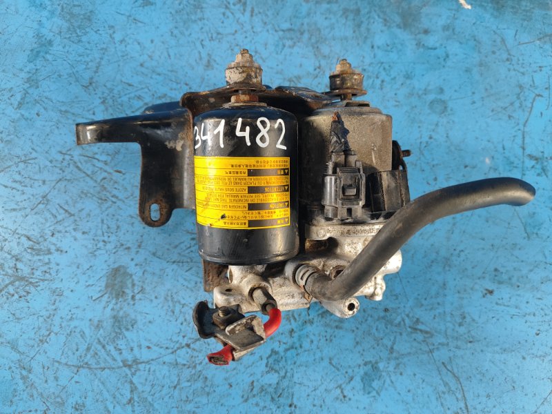 Вакуумный усилитель тормозов TOYOTA PRIUS - 30 09-17 47070-47060 Б/У
