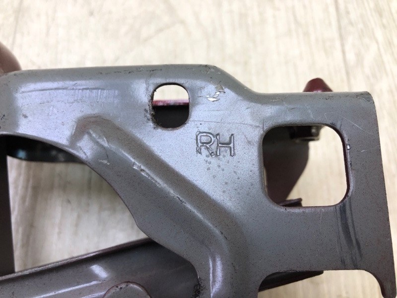 Петля крышки багажника правая SONATA YF 10-14 2012 2.4 G4KJ