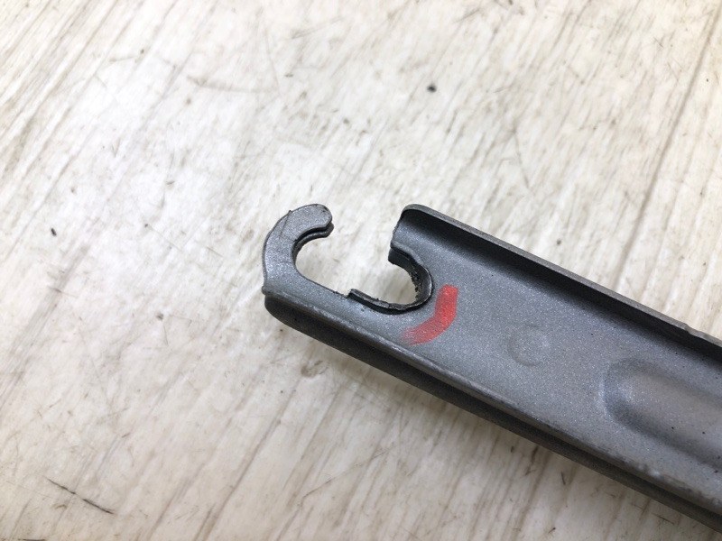 Петля крышки багажника CAMRY 30 02-06 2005 2.4 2AZFE