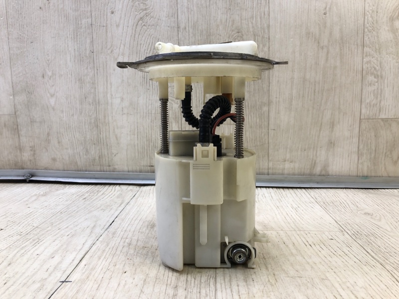 Топливный насос JUKE 10-19