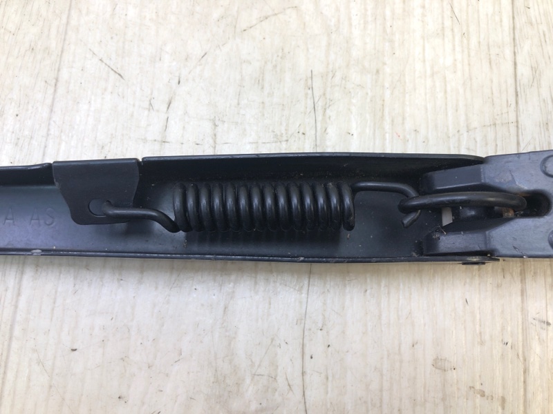 Поводок стеклоочистителя передний правый MDX (YD2) 06-13