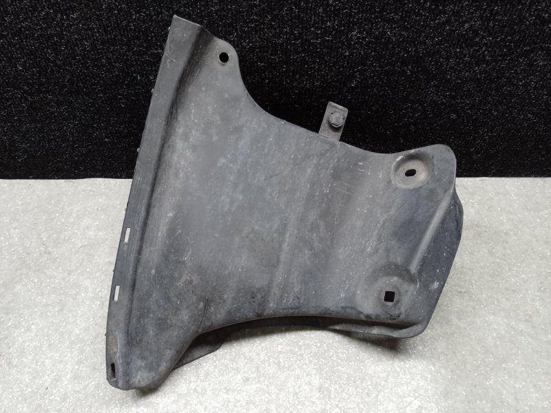 Подкрылок задний правый LEXUS CT200 11-17 2013 1.8 2ZRFXE 52591-76010 Б/У