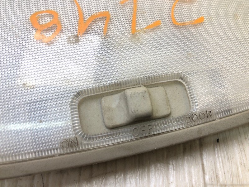 Плафон салона SOLARA 03-09 2003 2.4 2AZFE Плафон салона SOLARA 03-09 2003 2.4 2AZFE