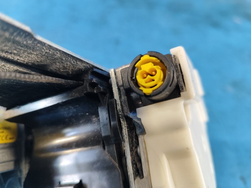 Ремень безопасности передний правый FUSION 14-