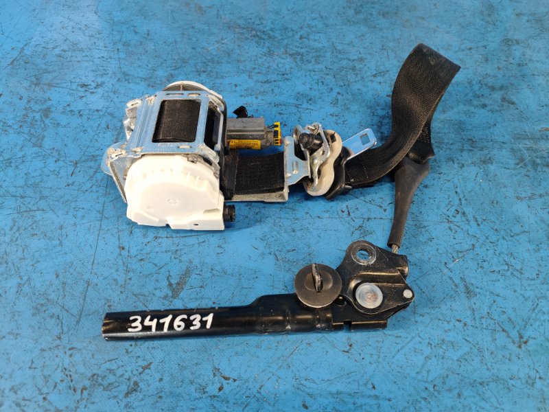 Ремень безопасности передний правый FORD FUSION 14- DG9Z-54611B08-AJ Б/У