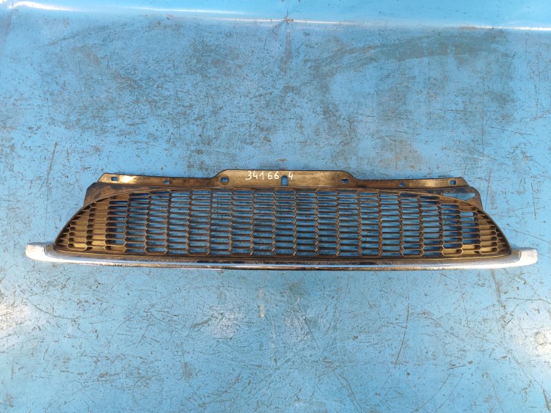 Решетка радиатора MINI COOPER S R56 06-14 2009 N14B16A 51137209903 Б/У
