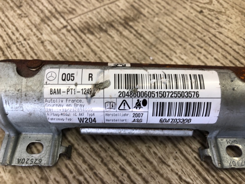 Подушка безопасности (штора) правая C-CLASS W204 07-14 2007 M272947 3.0L Подушка безопасности (штора) правая C-CLASS W204 07-14 2007 M272947 3.0L