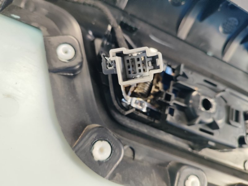 Карта двери передняя правая MUSTANG 15-