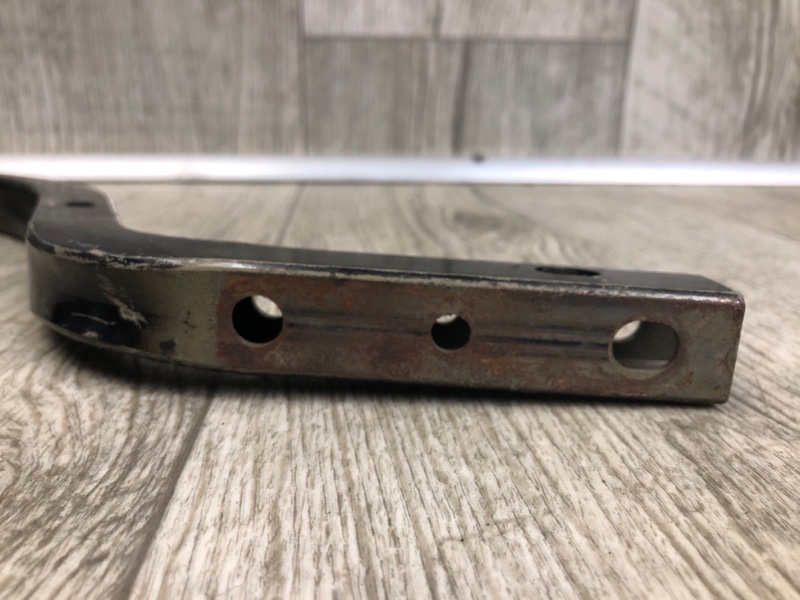 Петля крышки багажника TOYOTA CAMRY 40 06-11