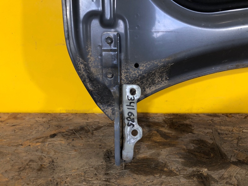 Запчасть петля капота правая HYUNDAI KONA OS 17-23 79120-J9000 Б/У Петля капота правая HYUNDAI KONA OS 17-23 79120-J9000 Б/У