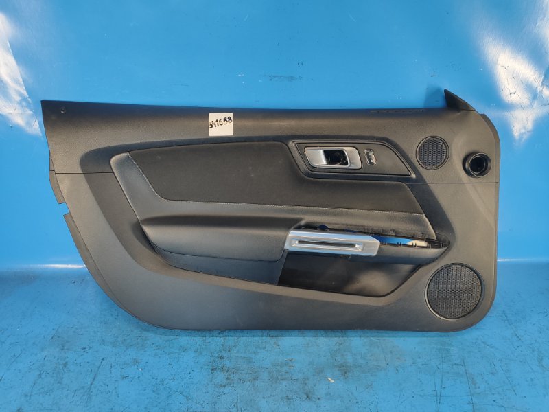 Карта двери передняя левая FORD MUSTANG 15- JR3B-6323943-FA Б/У