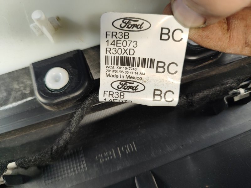 Карта двери передняя левая MUSTANG 15-