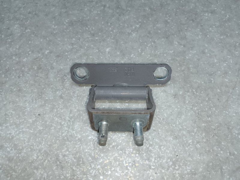 Петля крышки багажника KIA SORENTO UM 14- 2015 2.4 G4KJ 79710-2W000 Б/У