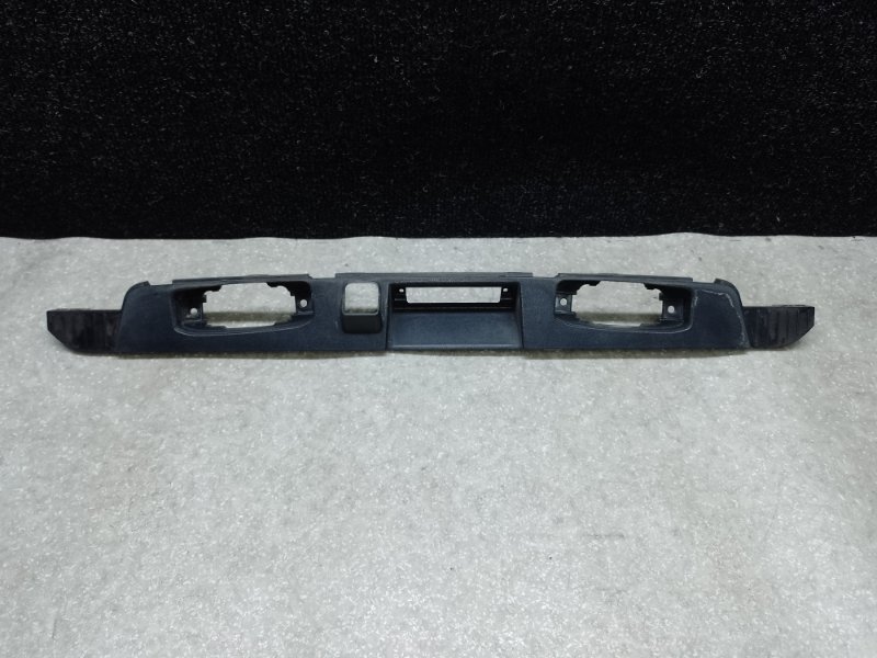 Панель подсветки номера KIA SORENTO UM 14- 2015 2.4 G4KJ 87372-C6100 Б/У