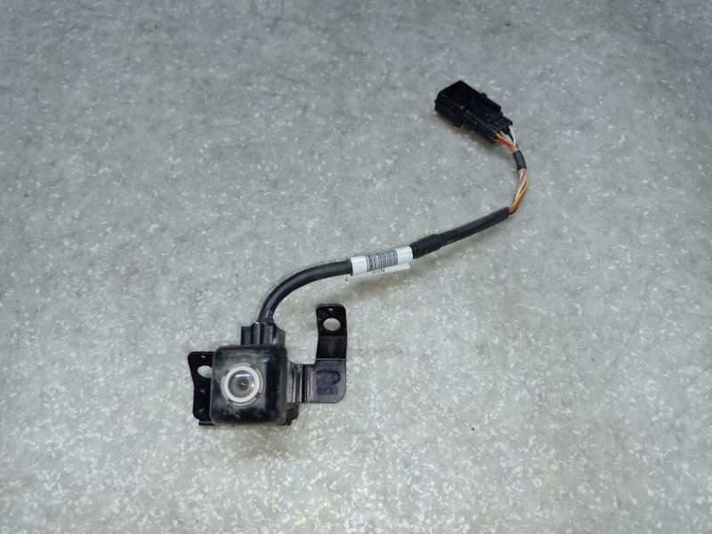 Камера заднего вида KIA SORENTO UM 14- 2015 2.4 G4KJ 95760-C6110 Б/У