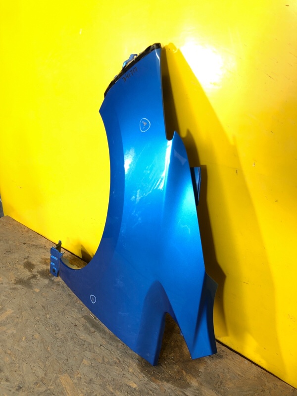 Крыло переднее левое NISSAN LEAF 18-