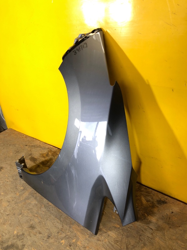 Крыло переднее левое NISSAN LEAF 18-