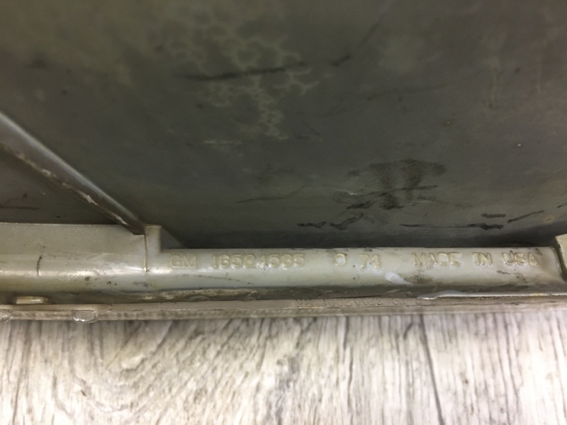 Фара левая SUBURBAN 00-06