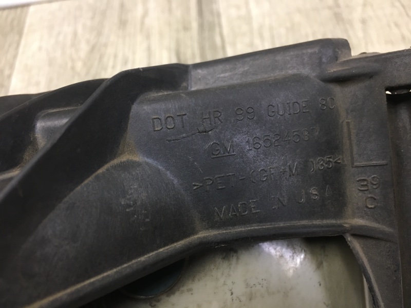 Фара левая SUBURBAN 00-06